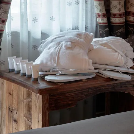 Matterhorn Francois - With And Breakfast, 100mt Lift Bed & Breakfast Breuil-Cervinia